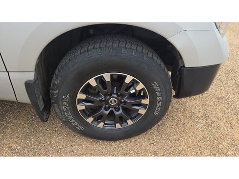 Used 2018 Nissan Titan S w/ S Utility Package AWD/4WD image 12
