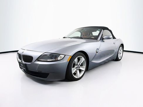 Used 2006 BMW Z4 3.0i image 3
