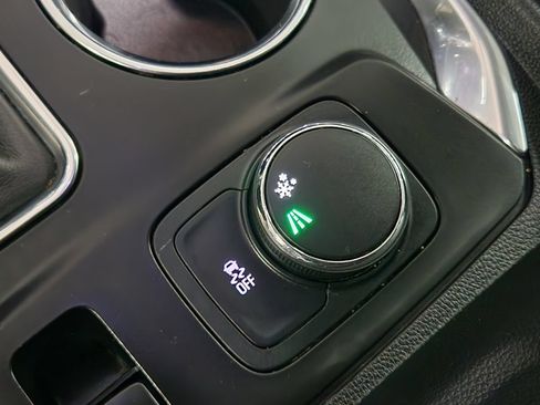 Used 2021 Chevrolet Traverse LS w/ LPO, Floor Liner Package FWD image 32