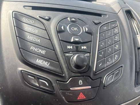 Used 2014 Ford Escape SE image 29