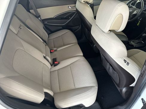 Used 2018 Hyundai Santa Fe Sport image 32