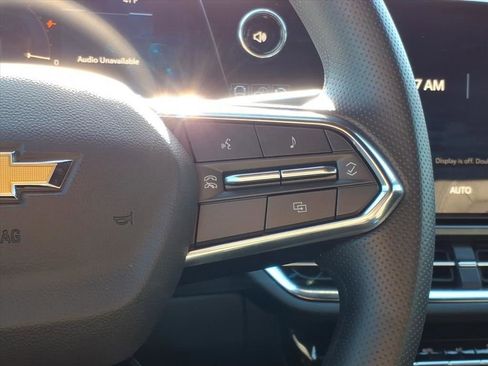 New 2026 Chevrolet Equinox EV LT image 17