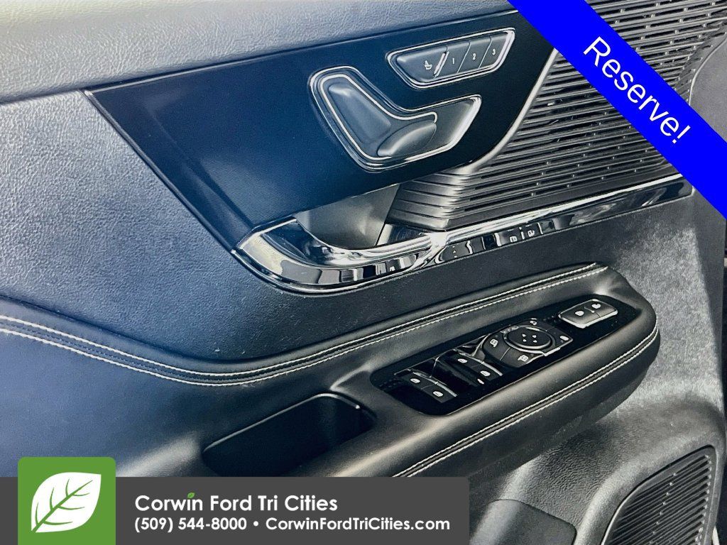 Used 2022 Lincoln Corsair Reserve w/ Equipment Group 201A AWD/4WD image 12
