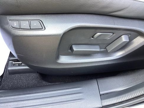 Used 2025 MAZDA CX-5 AWD 2.5 S w/ Preferred Package image 17