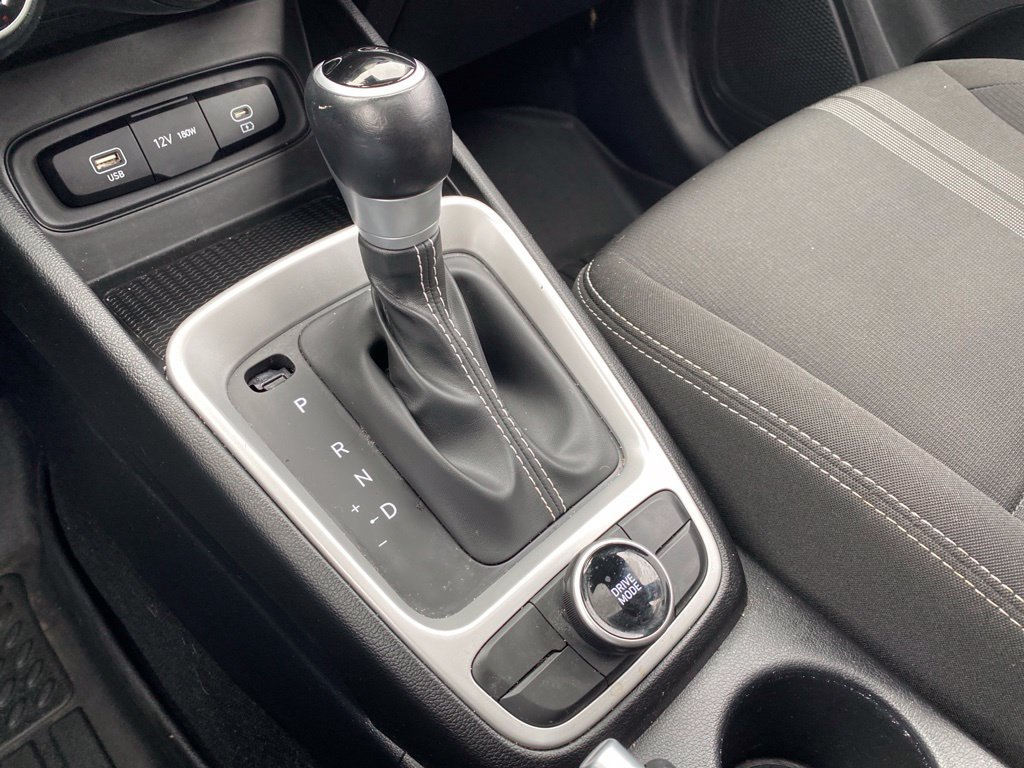 Certified 2024 Hyundai Venue SEL FWD image 19