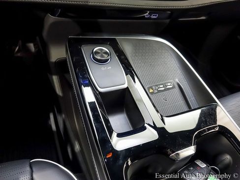 New 2025 Buick Enclave Sport Touring w/ LPO, Floor Liner Package image 18