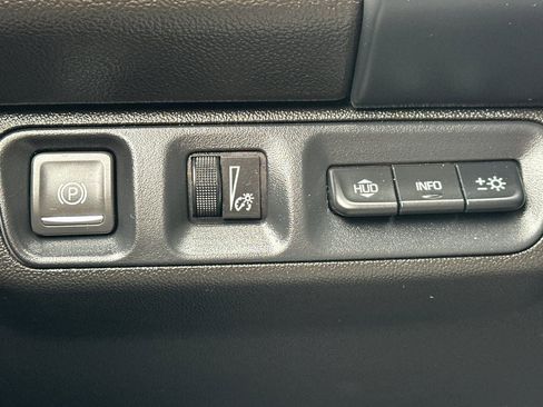 Certified 2023 GMC Acadia Denali image 37