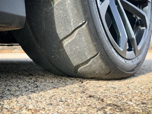 Used 2014 Chevrolet Camaro ZL1 image 21