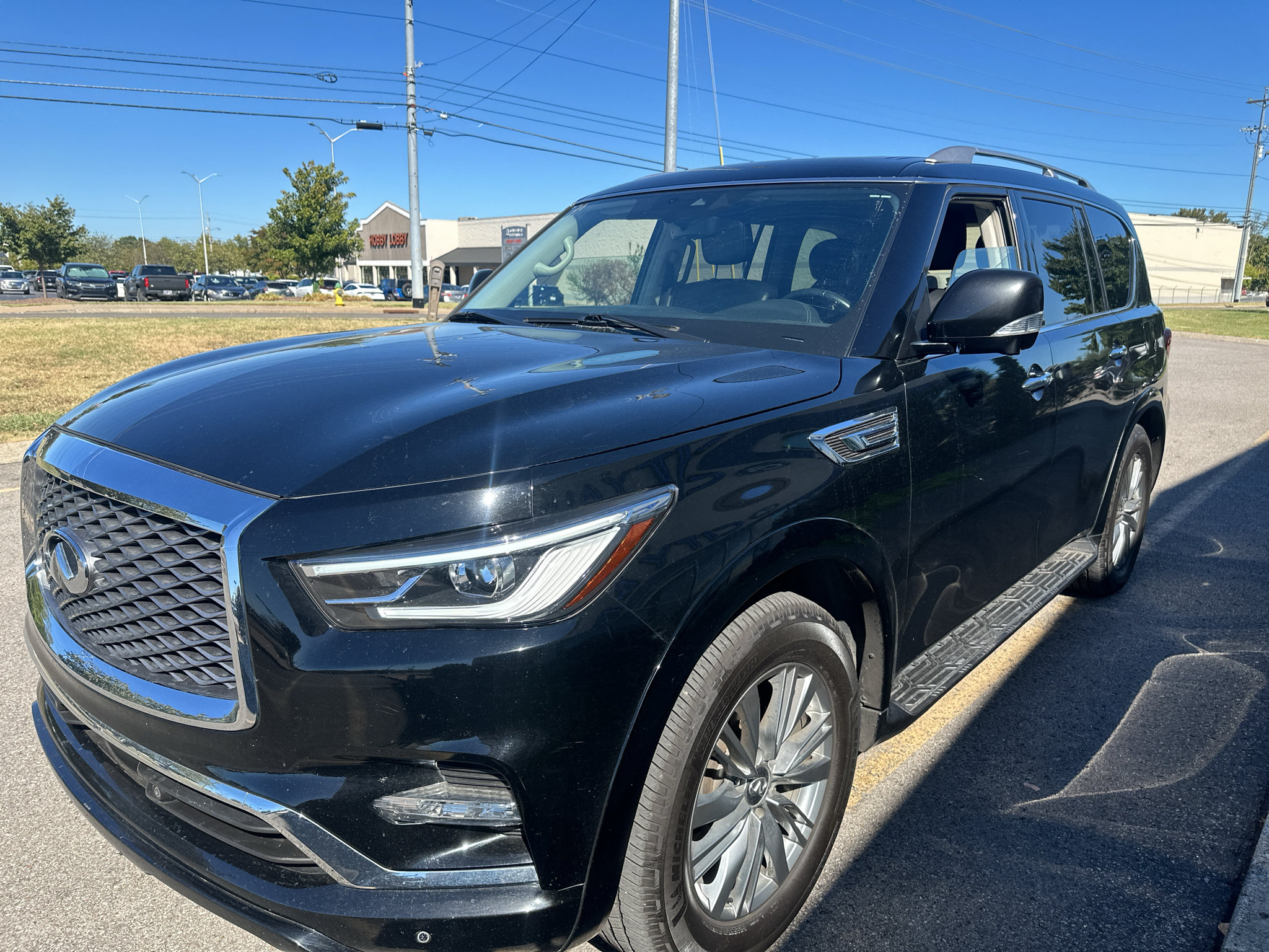 Used 2021 INFINITI QX80 Luxe RWD image 8