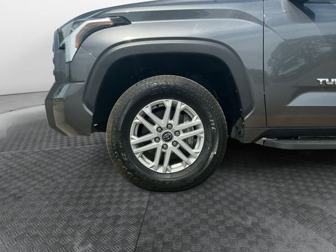 Used 2023 Toyota Tundra SR5 w/ SR5 Convenience Package AWD/4WD image 14