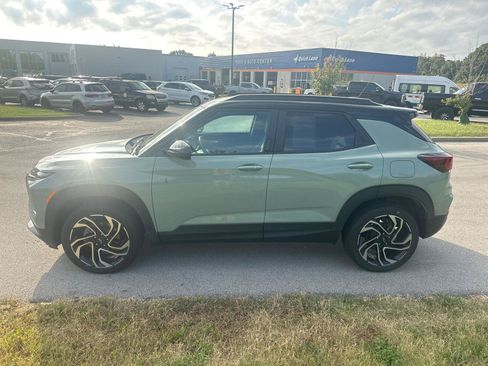 Used 2024 Chevrolet TrailBlazer RS w/ Convenience Package AWD/4WD image 13