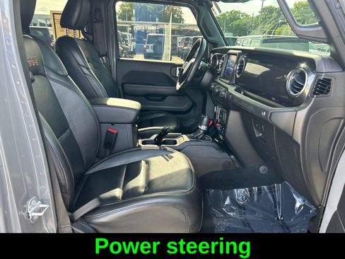 Used 2022 Jeep Wrangler Unlimited Rubicon w/ Trailer Tow Package AWD/4WD image 27