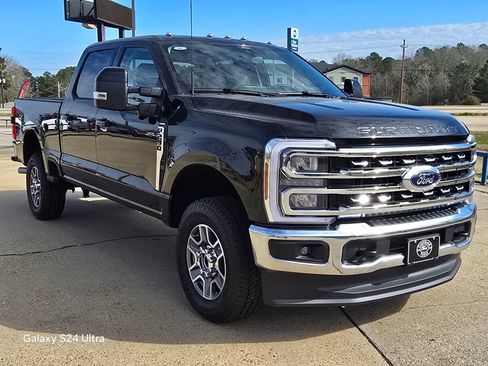 New 2026 Ford F250 Lariat w/ FX4 Off-Road Package AWD/4WD image 7