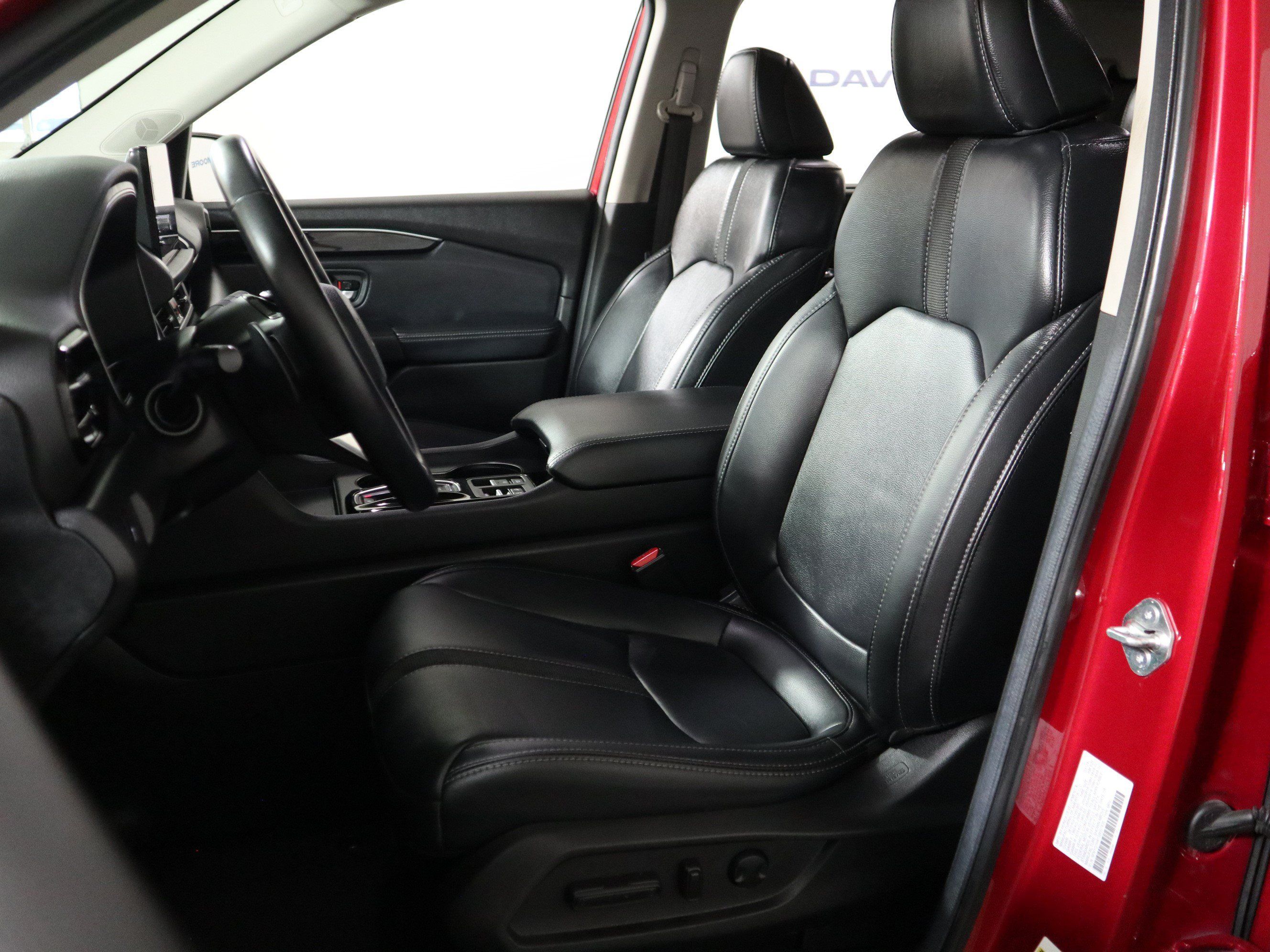Used 2025 Honda Pilot EX-L image 23