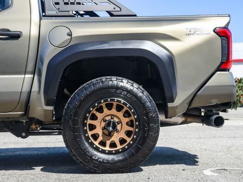 Used 2024 Toyota Tacoma TRD Off-Road w/ TRD Off Road Upgrade Package AWD/4WD image 13