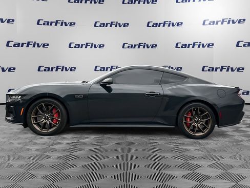 Used 2024 Ford Mustang GT Premium image 2