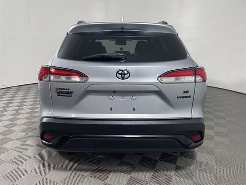 Used 2023 Toyota Corolla Cross AWD Hybrid w/ Moonroof Package image 6