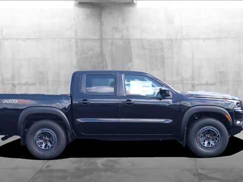 New 2026 Nissan Frontier PRO-4X w/ Pro-4x Convenience Package AWD/4WD image 5