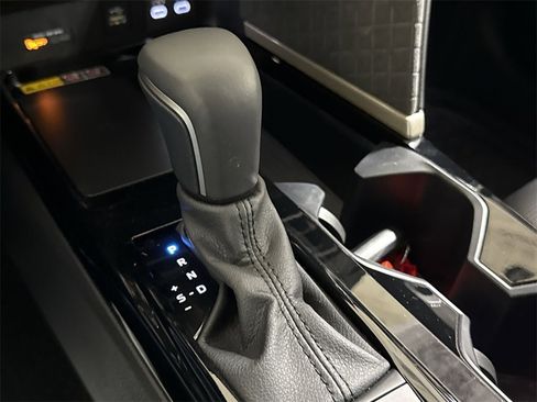 Used 2026 Toyota Camry XLE image 17