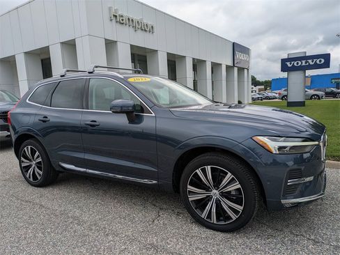Certified 2022 Volvo XC60 B5 Inscription w/ Advanced Package image 2