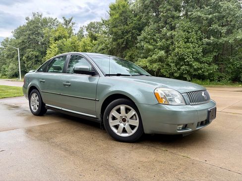 Used 2007 Mercury Montego Luxury FWD image 1