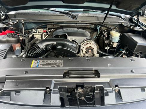 Used 2010 GMC Yukon SLT image 16