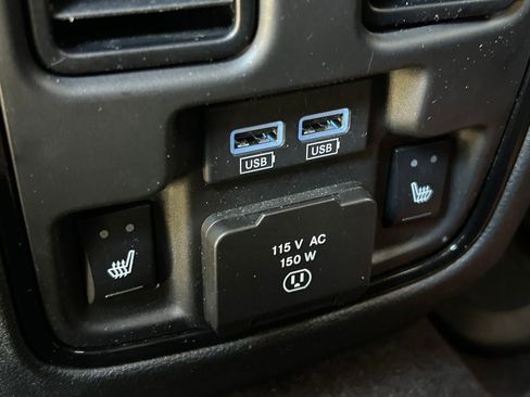 Used 2022 Dodge Durango GT AWD/4WD image 24