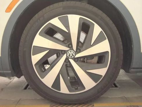 Used 2021 Volkswagen ID.4 1st Edition RWD image 11