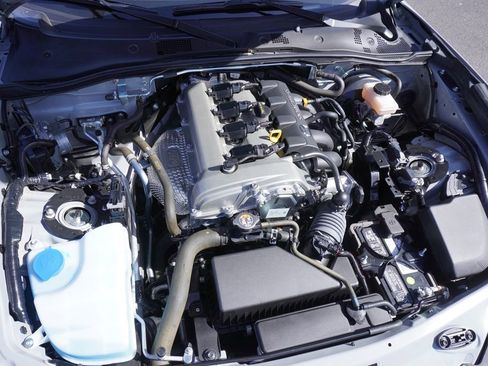 Used 2024 MAZDA MX-5 Miata Grand Touring w/ Appearance Package image 9