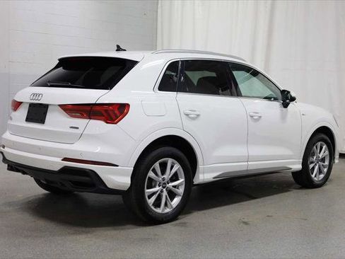 Used 2023 Audi Q3 2.0T Premium w/ Convenience Package AWD/4WD image 9