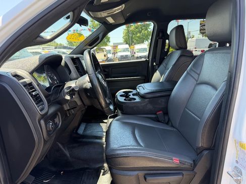 Used 2022 RAM 2500 Tradesman RWD image 16