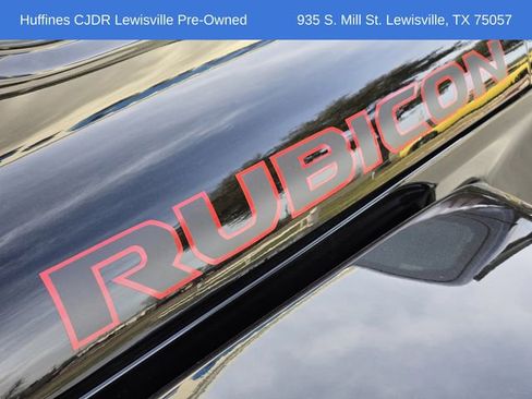 Used 2023 Jeep Gladiator Rubicon w/ Cold Weather Group image 11