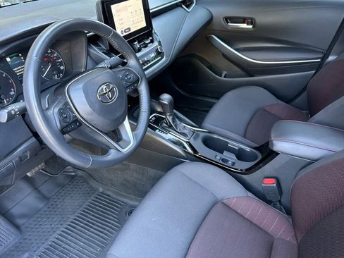 Used 2024 Toyota Corolla SE w/ SE Premium Package FWD image 11