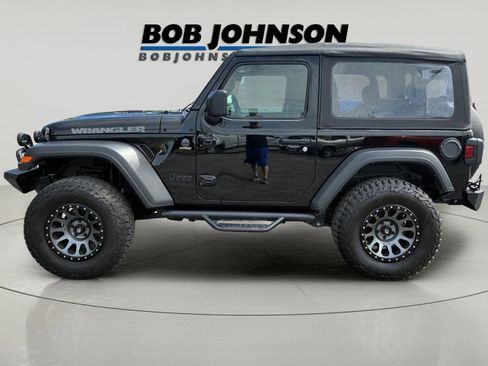Used 2022 Jeep Wrangler Sport AWD/4WD image 6