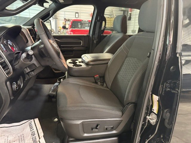 Used 2025 RAM 2500 Big Horn AWD/4WD image 45