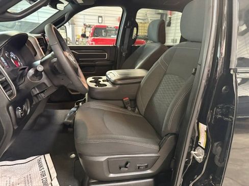 Used 2025 RAM 2500 Big Horn AWD/4WD image 45
