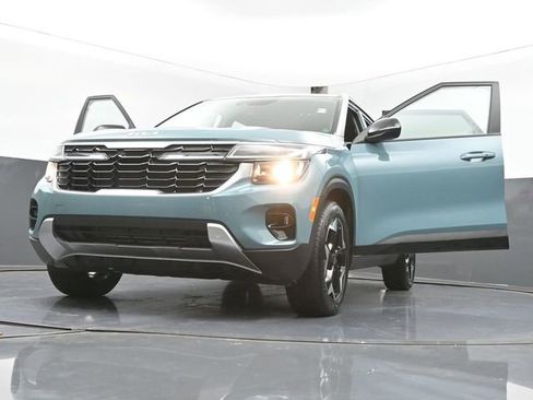 Used 2025 Kia Seltos S image 50