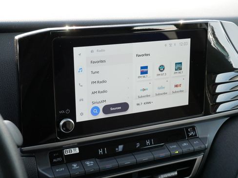 Certified 2025 Toyota Camry LE image 22