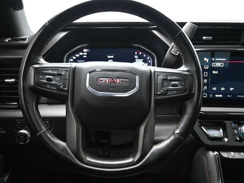 Used 2024 GMC Sierra 2500 AT4 w/ AT4 Premium Plus Package AWD/4WD image 17