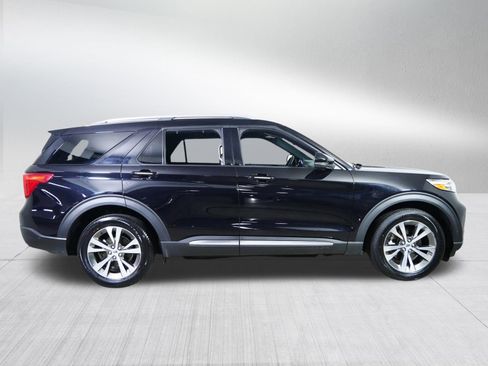 Used 2020 Ford Explorer Platinum w/ Premium Technology Package image 8