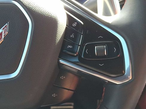 Used 2021 Chevrolet Corvette Stingray Preferred Cpe w/ Z51 Performance Package image 21