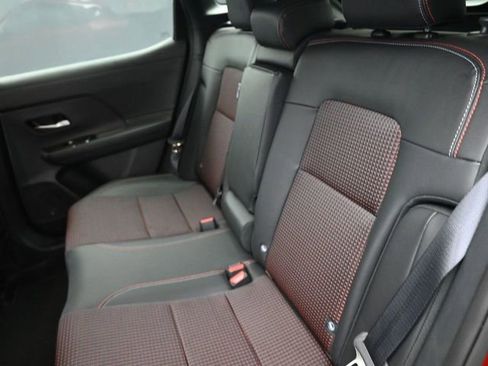 New 2026 Nissan Kicks SR image 10