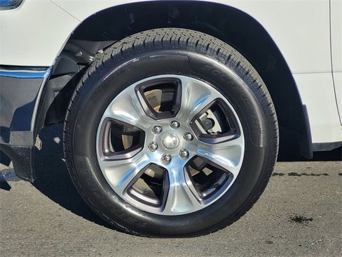 Used 2024 RAM 1500 Laramie image 10