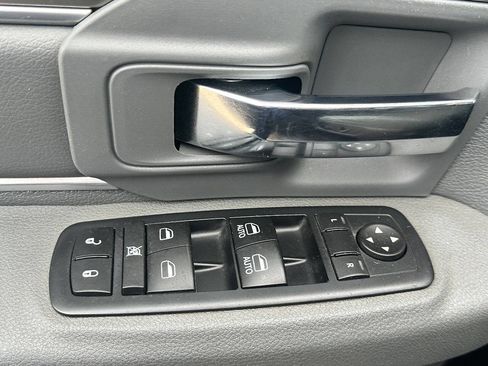 Used 2017 RAM 2500 SLT w/ Off Road Package image 20