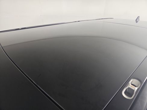 Used 2025 Rivian R1S Adventure image 13