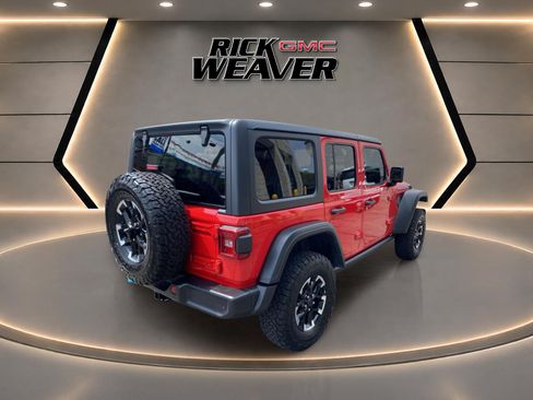 Used 2025 Jeep Wrangler Unlimited Rubicon 4xe w/ Safety Group AWD/4WD image 6