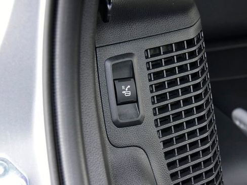 Used 2024 Toyota Sequoia Capstone image 17