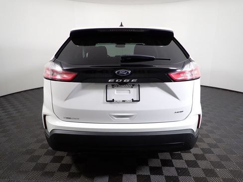 Used 2021 Ford Edge SE AWD/4WD image 13