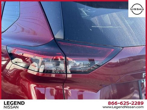 Certified 2023 Nissan Rogue SV image 10