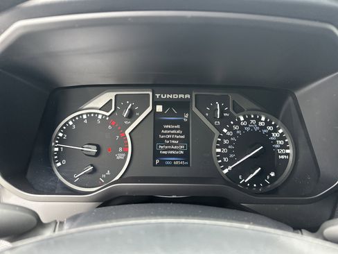 Used 2022 Toyota Tundra SR5 w/ SR5 Convenience Package image 21